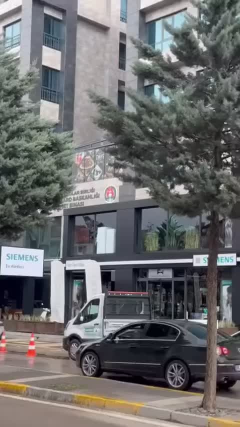 @𝓔. 𝓔𝓼𝓮𝓻 🦅