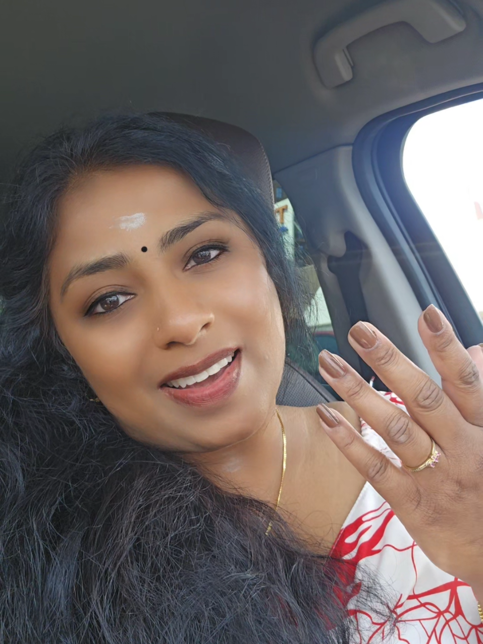 @🌺Akshaya🌙