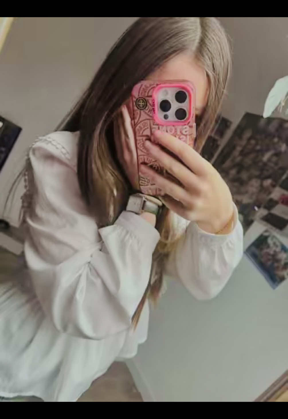 @ela.a18_