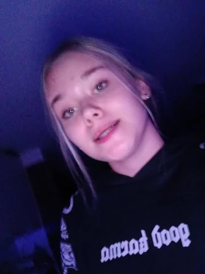 @💋