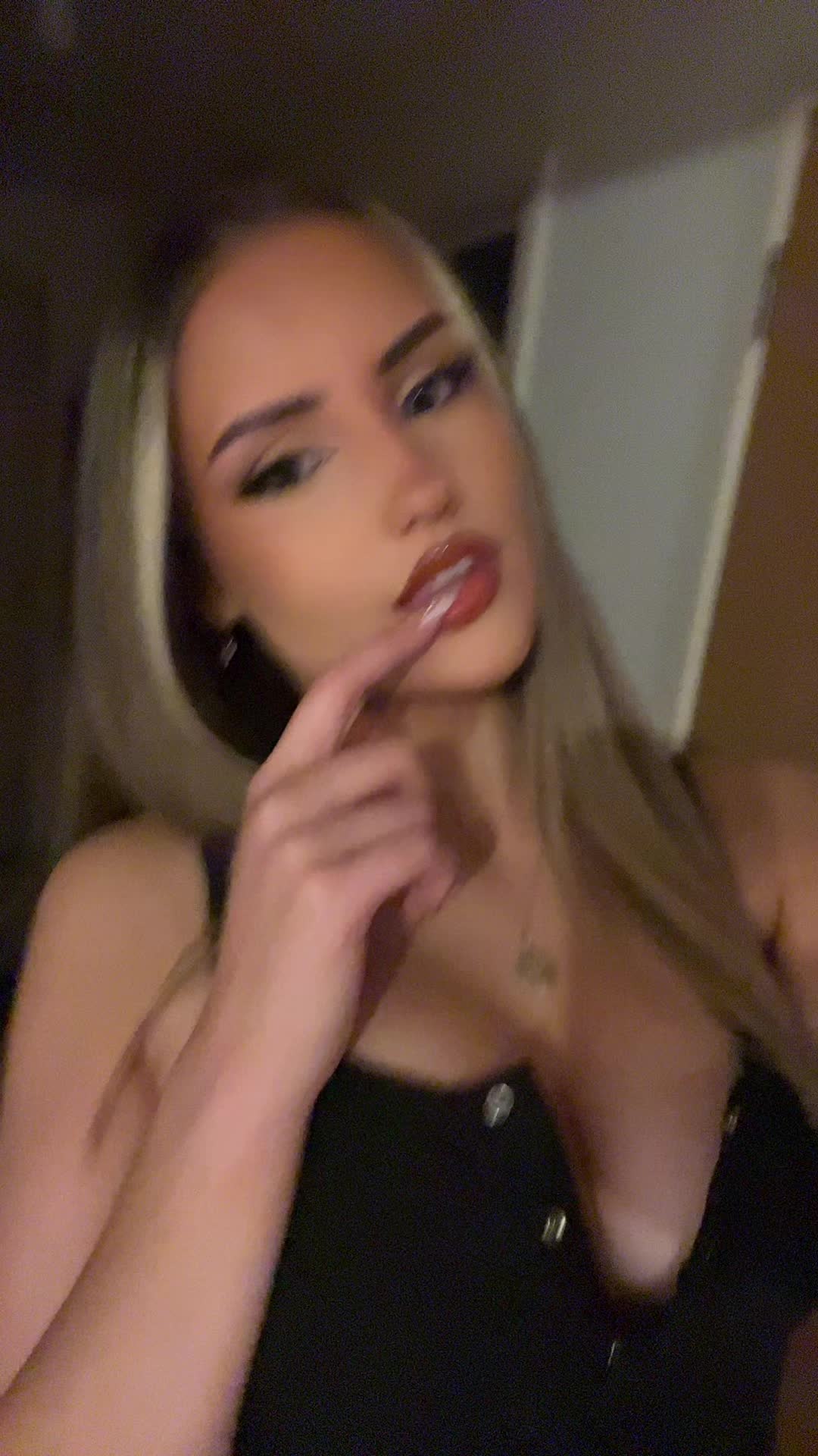 @rru8yy3