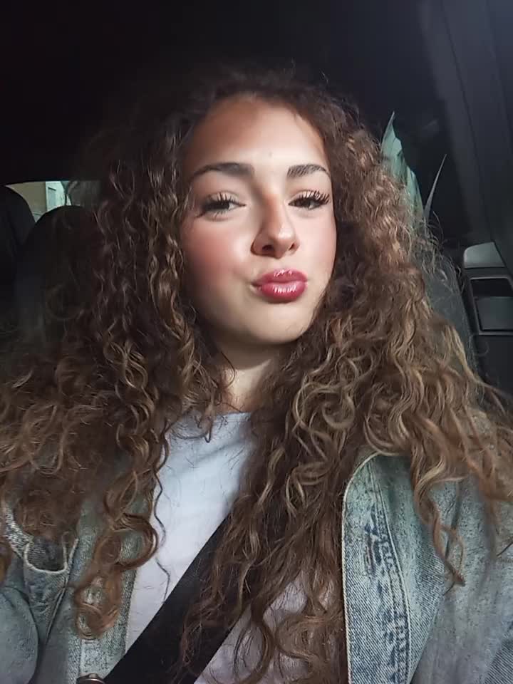@𝐆𝐈𝐀𝐃𝐈𝐍𝐀 🤍