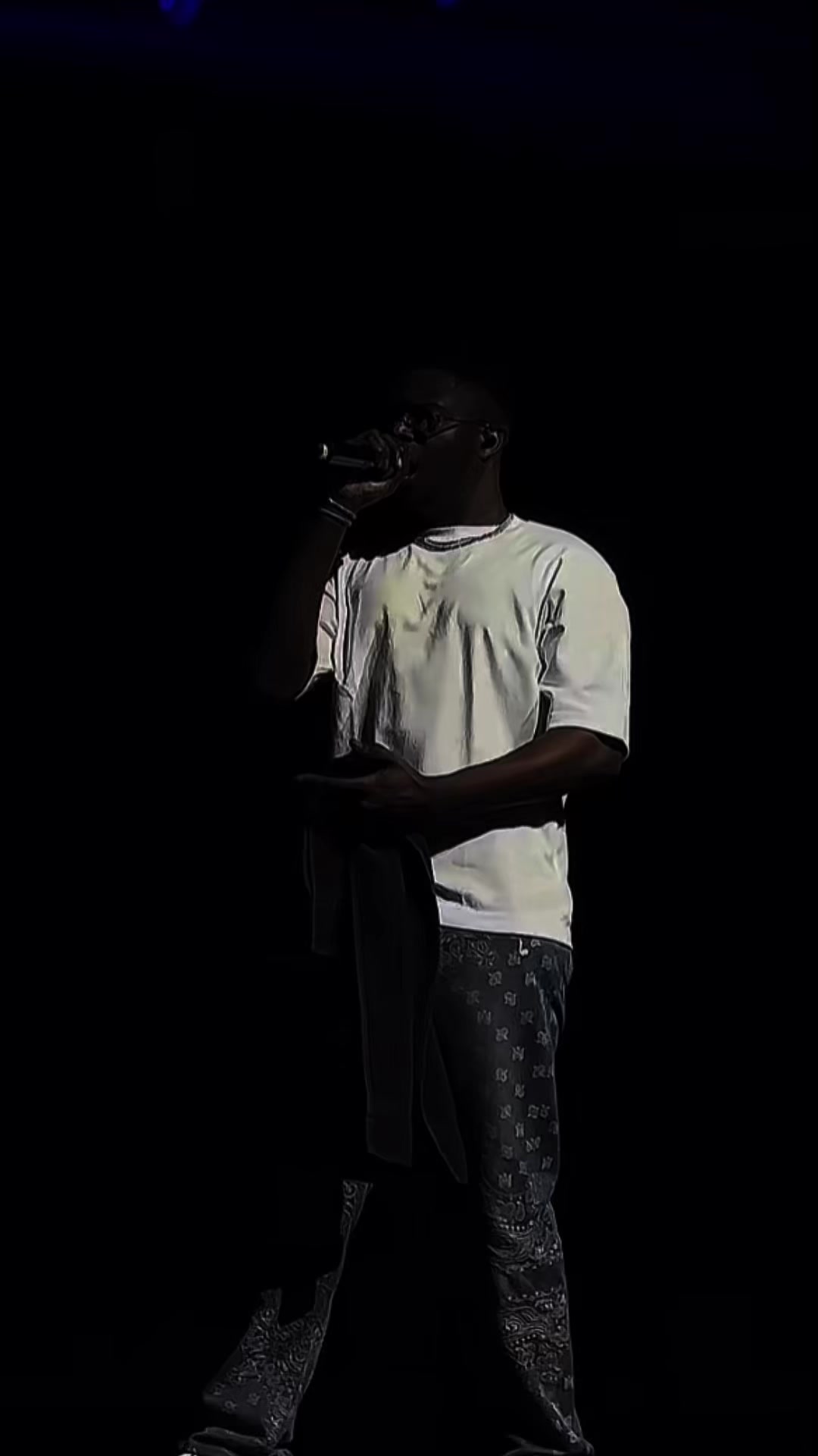 @Vibes 🎧