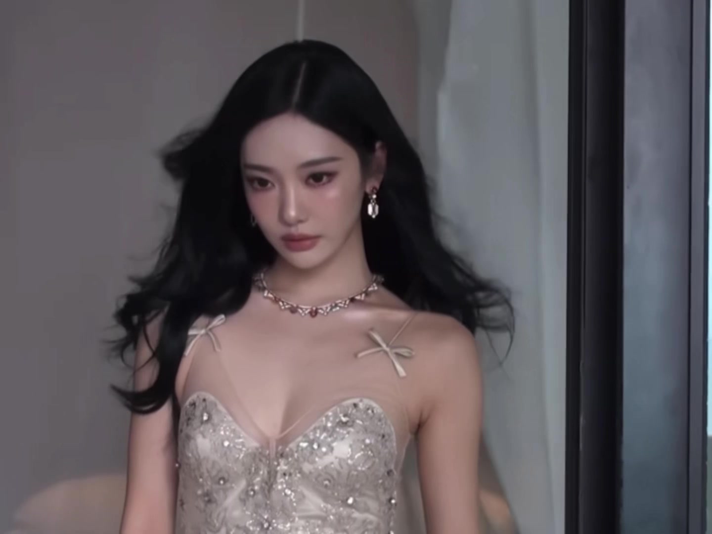@༘⋆✿