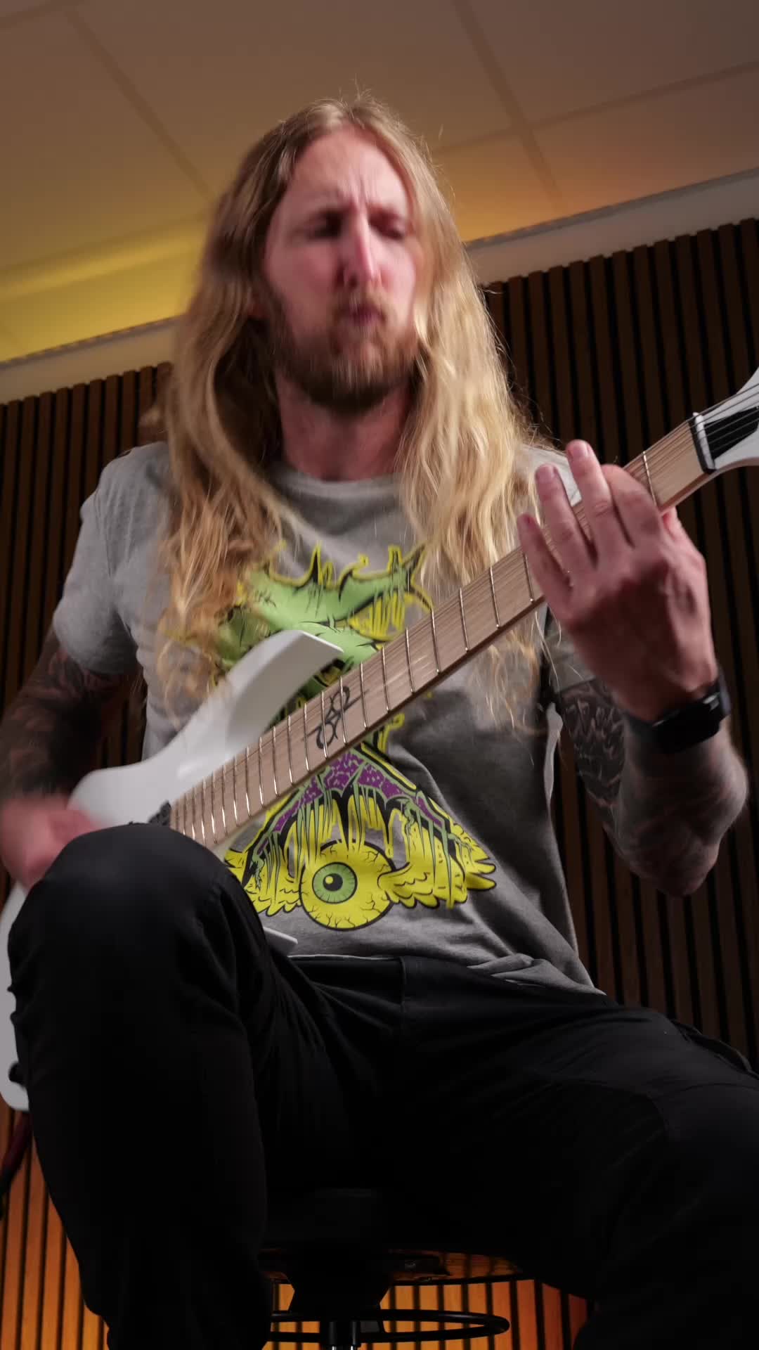 @solarguitars