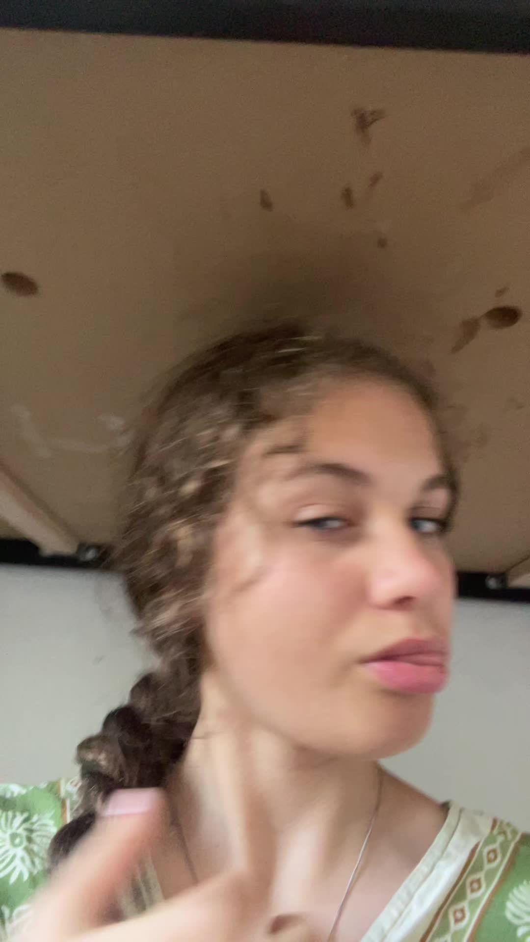 @vavanne