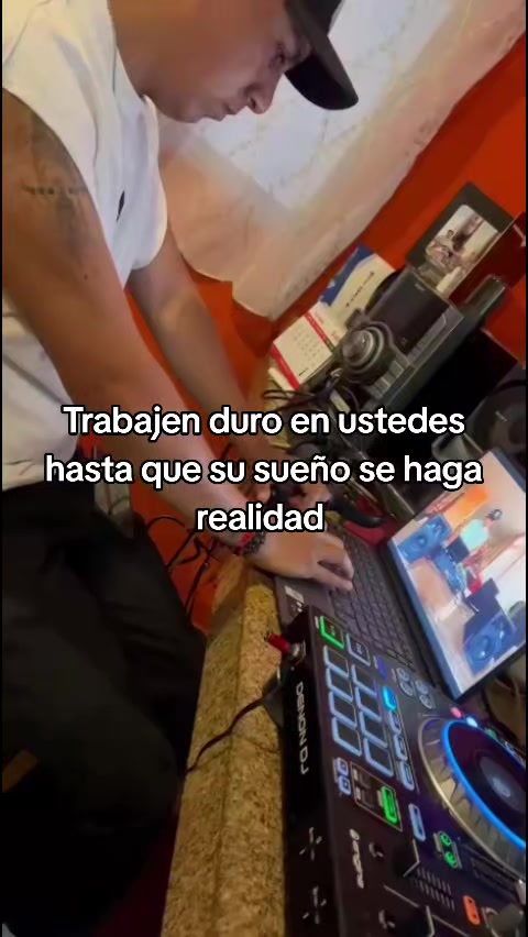 @Earthquake Sound
