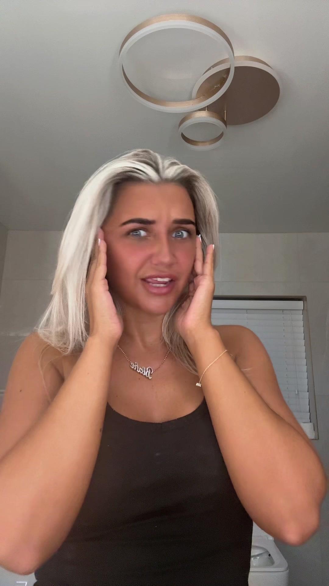 @LeighaClarke