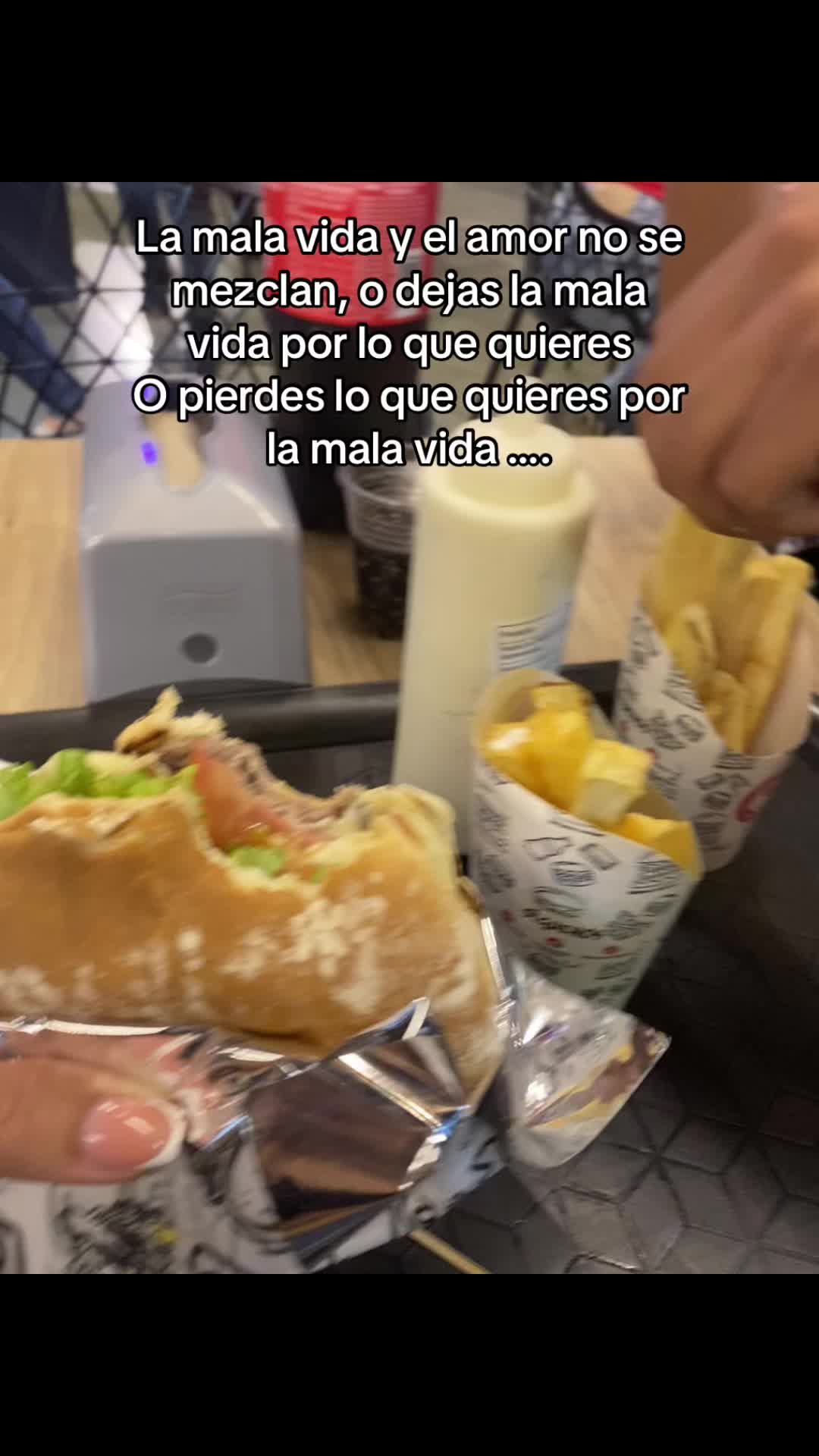 @Marcela_26