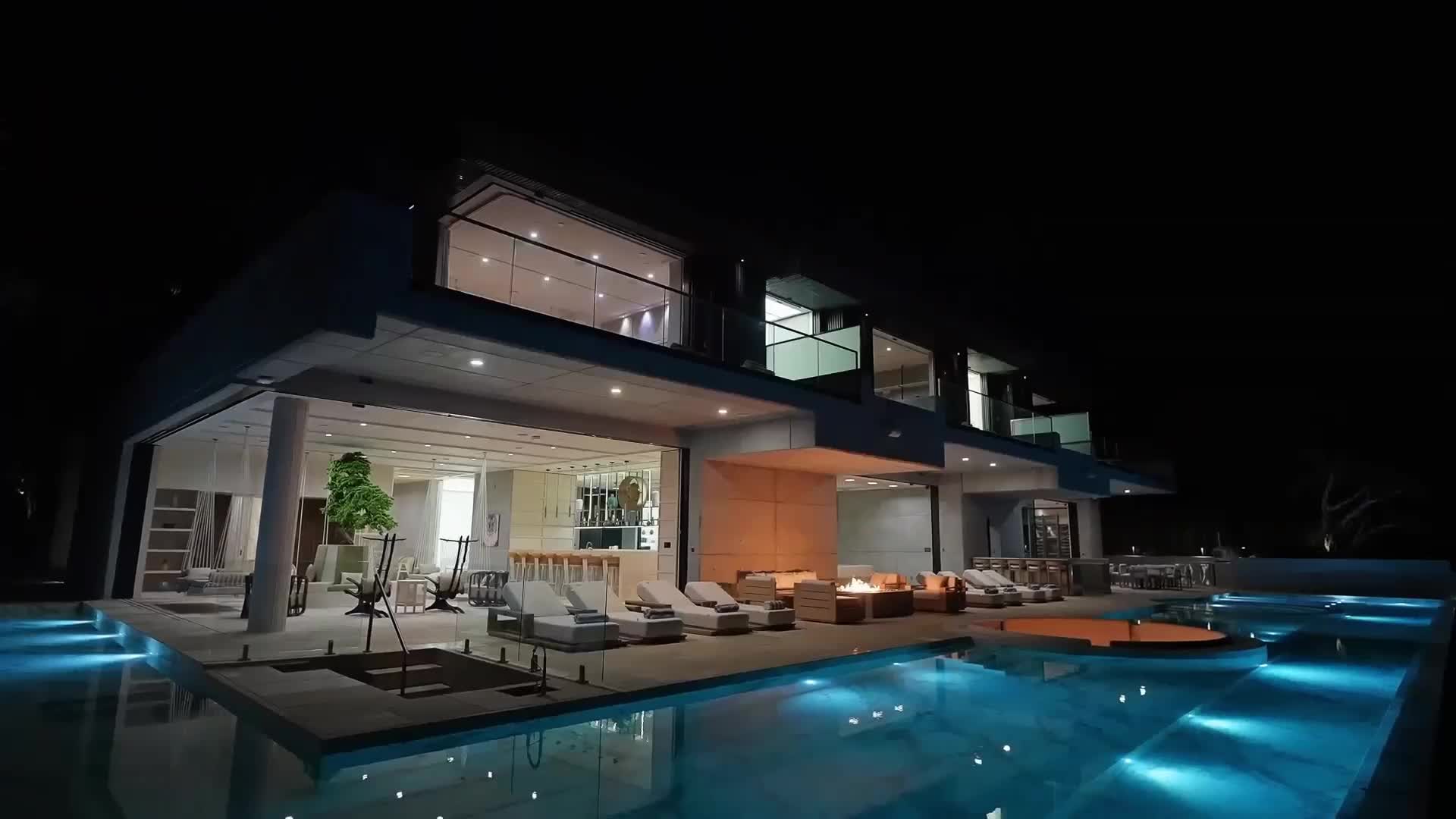 @Royal Lux