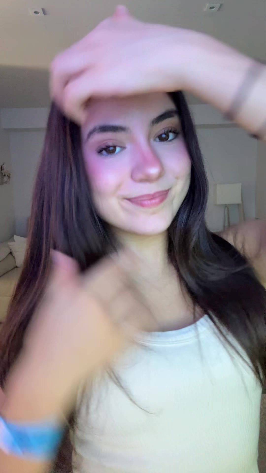 @Paulaguti26