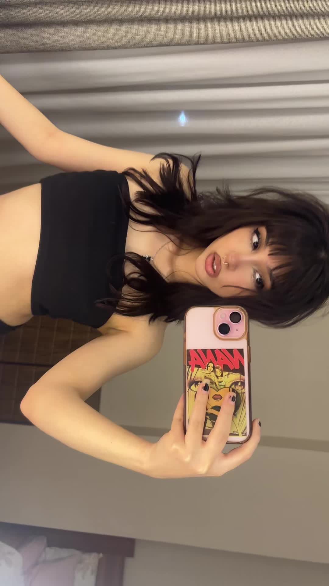 @thegirlnextdoor
