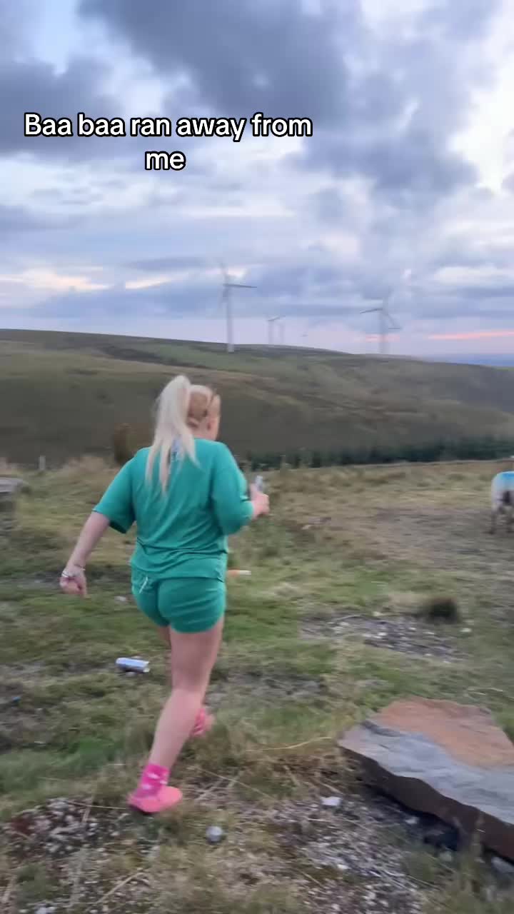 @Amielouise18