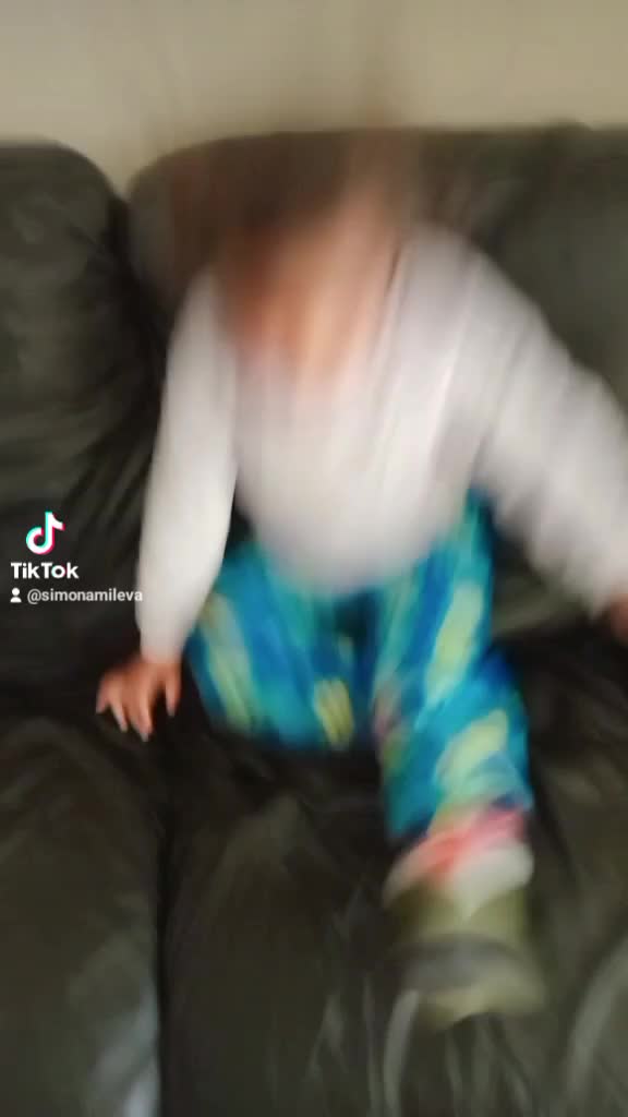 @Simona