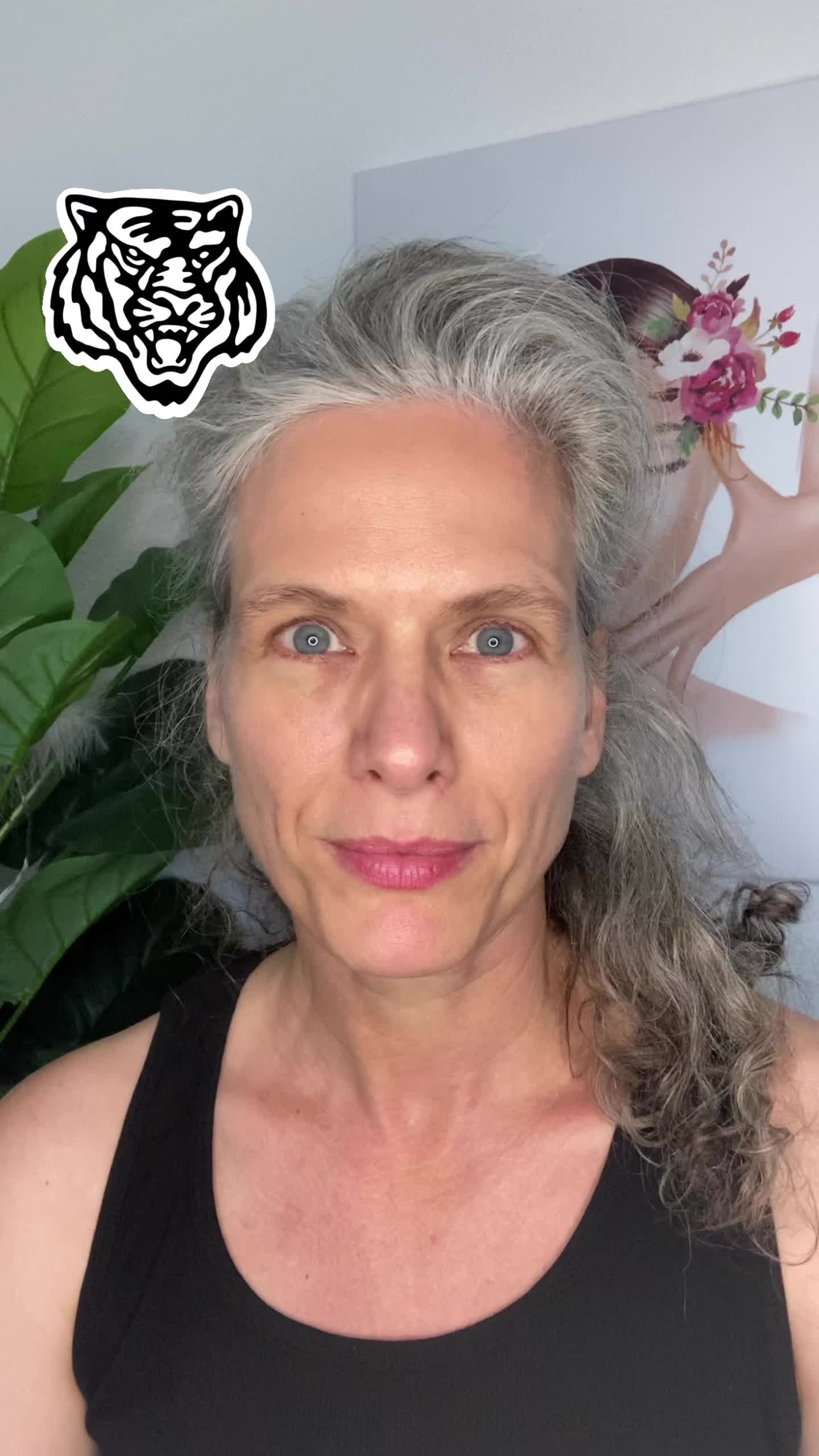 @ninaschennach_faceyoga