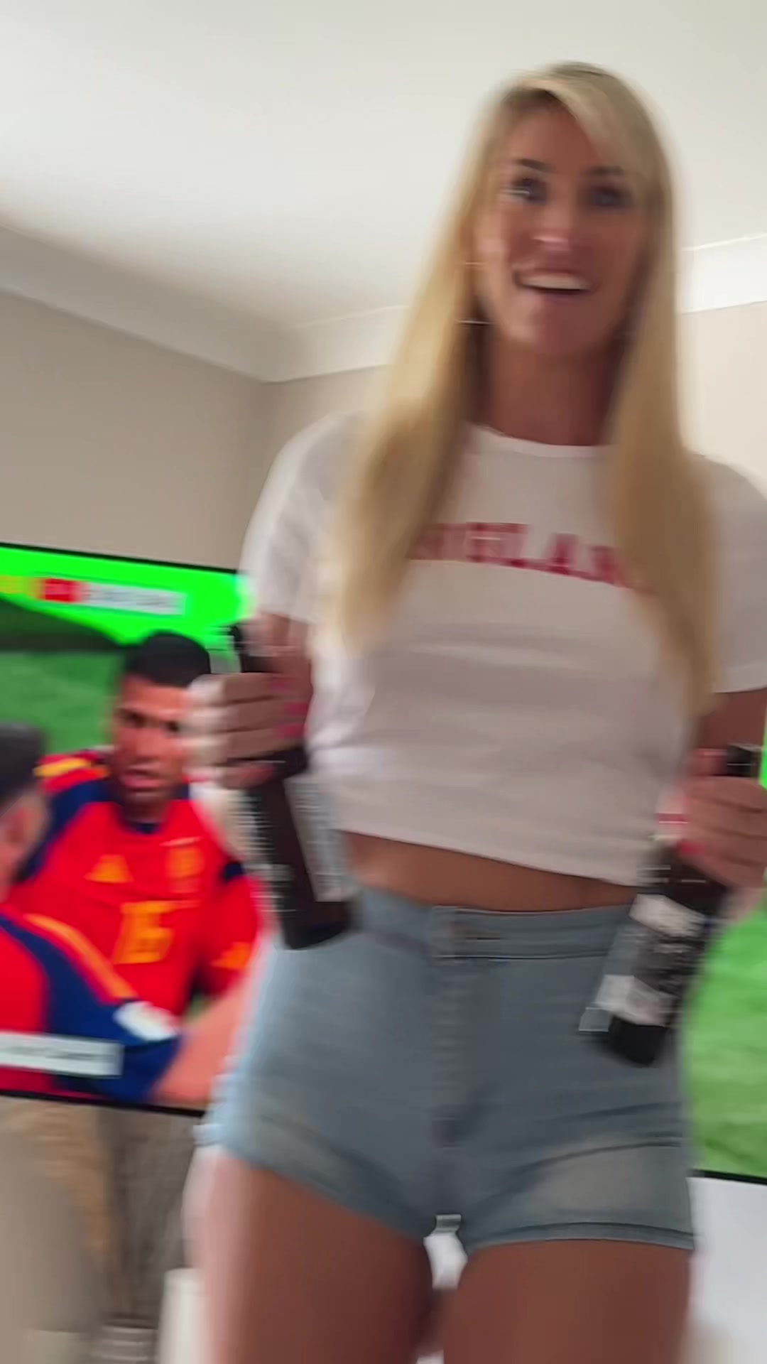 @tallandblonde_xo