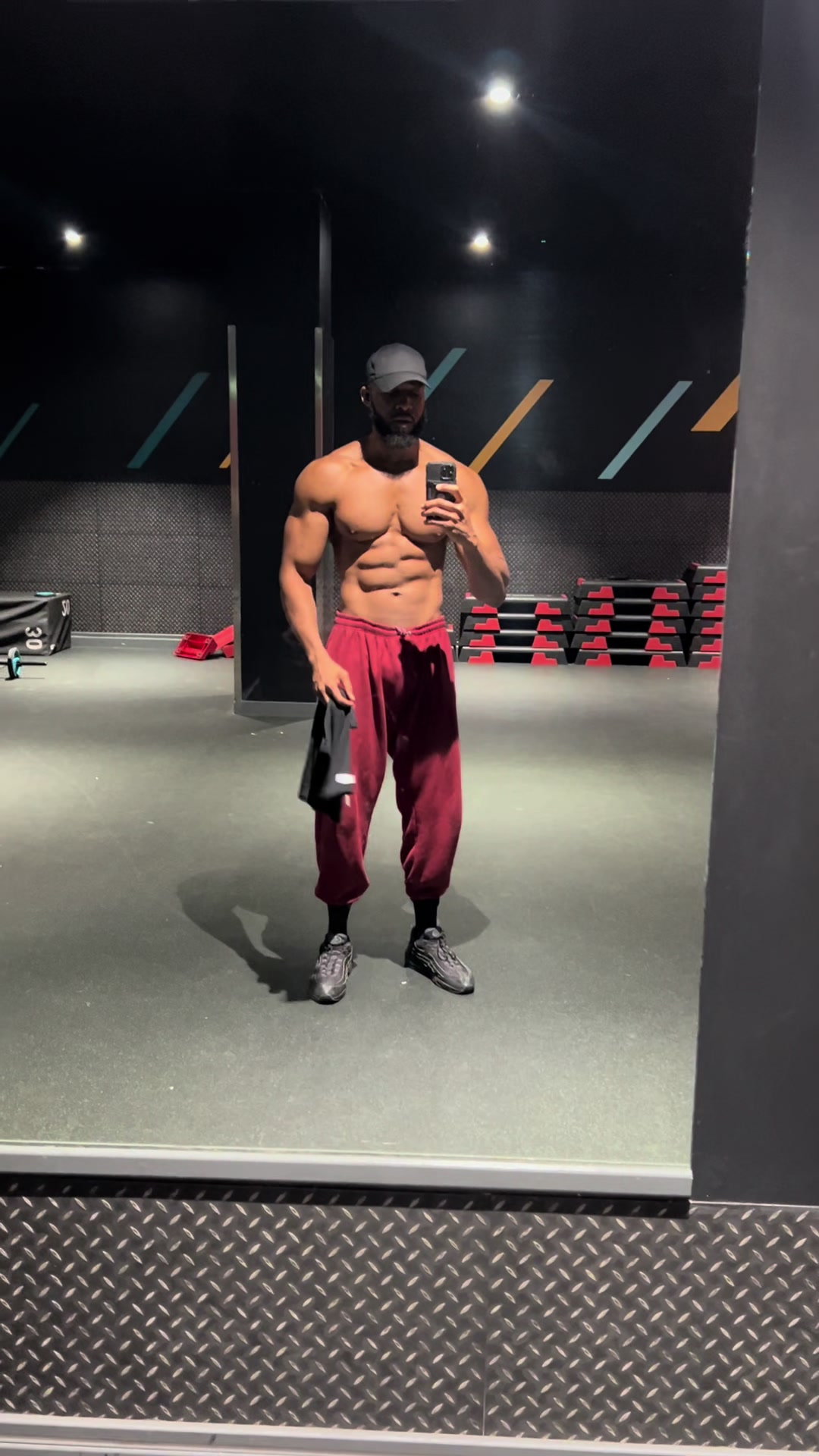 @HWRFITNESS