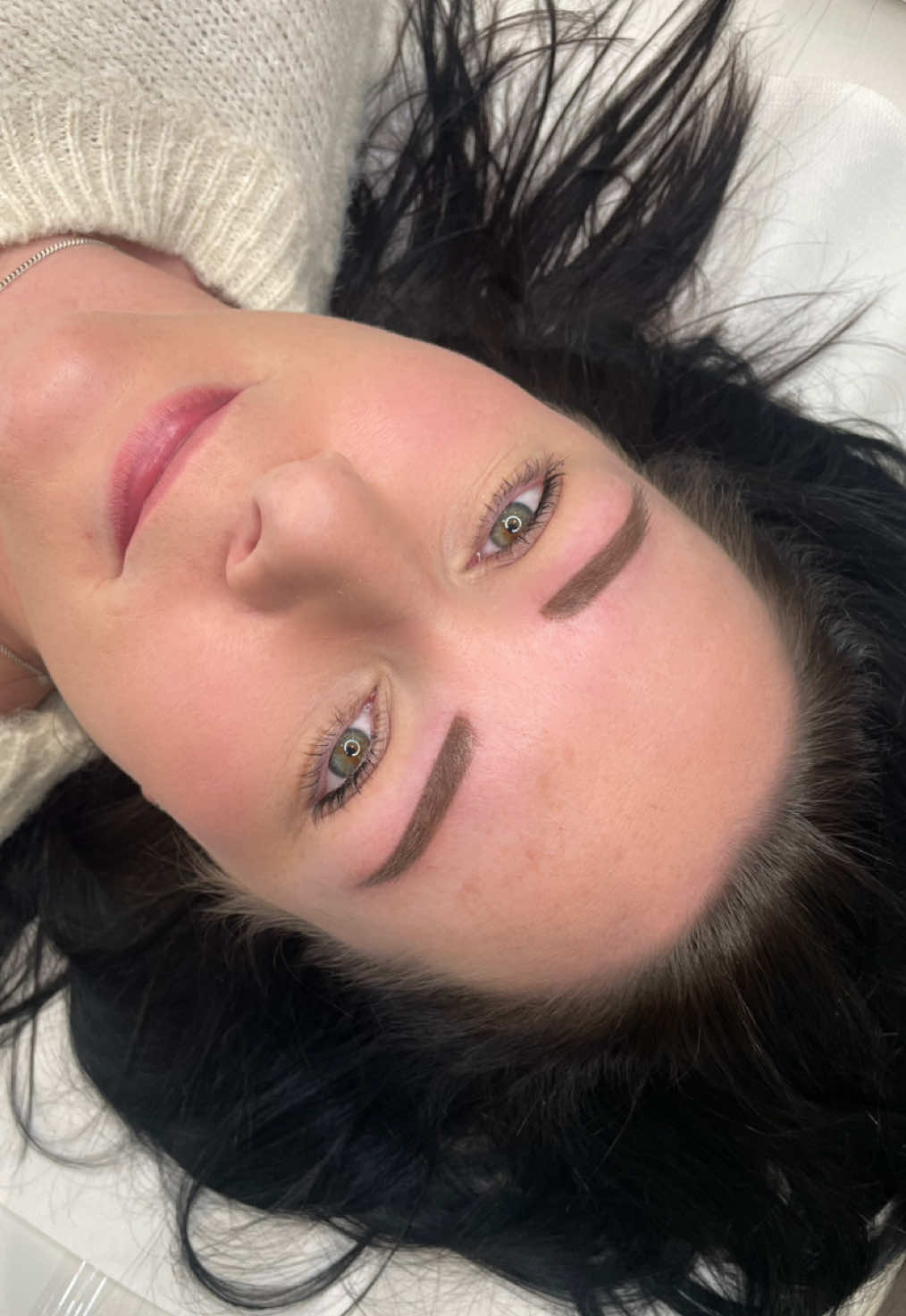 @Brows & Aesthetics by Lou