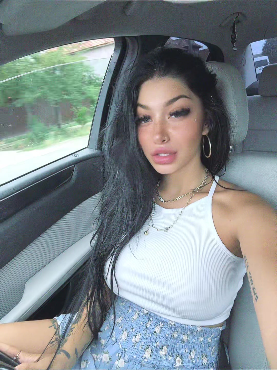 @veronicazuzuuu