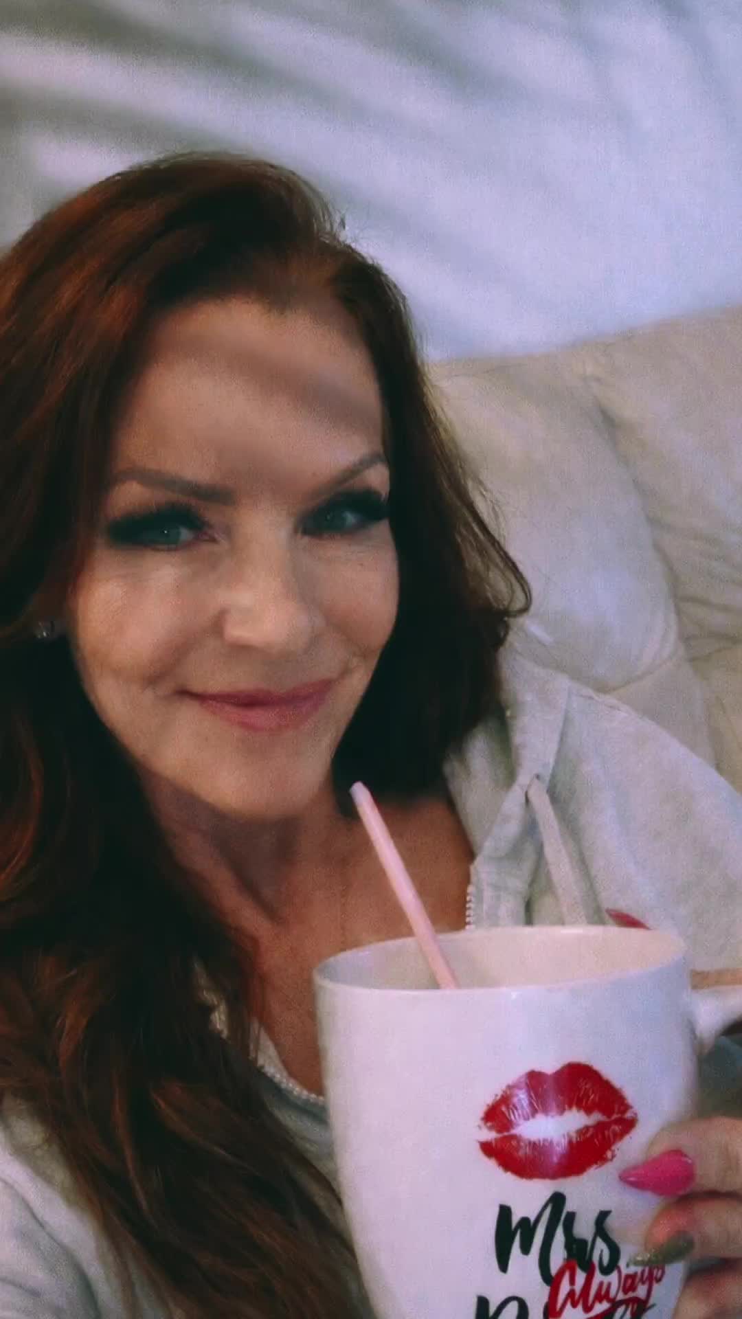 @thequeenofpink76