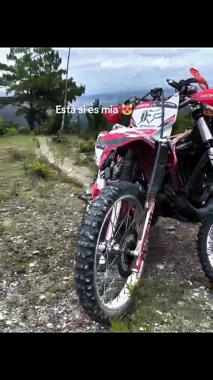 @solo motos Ariel 21