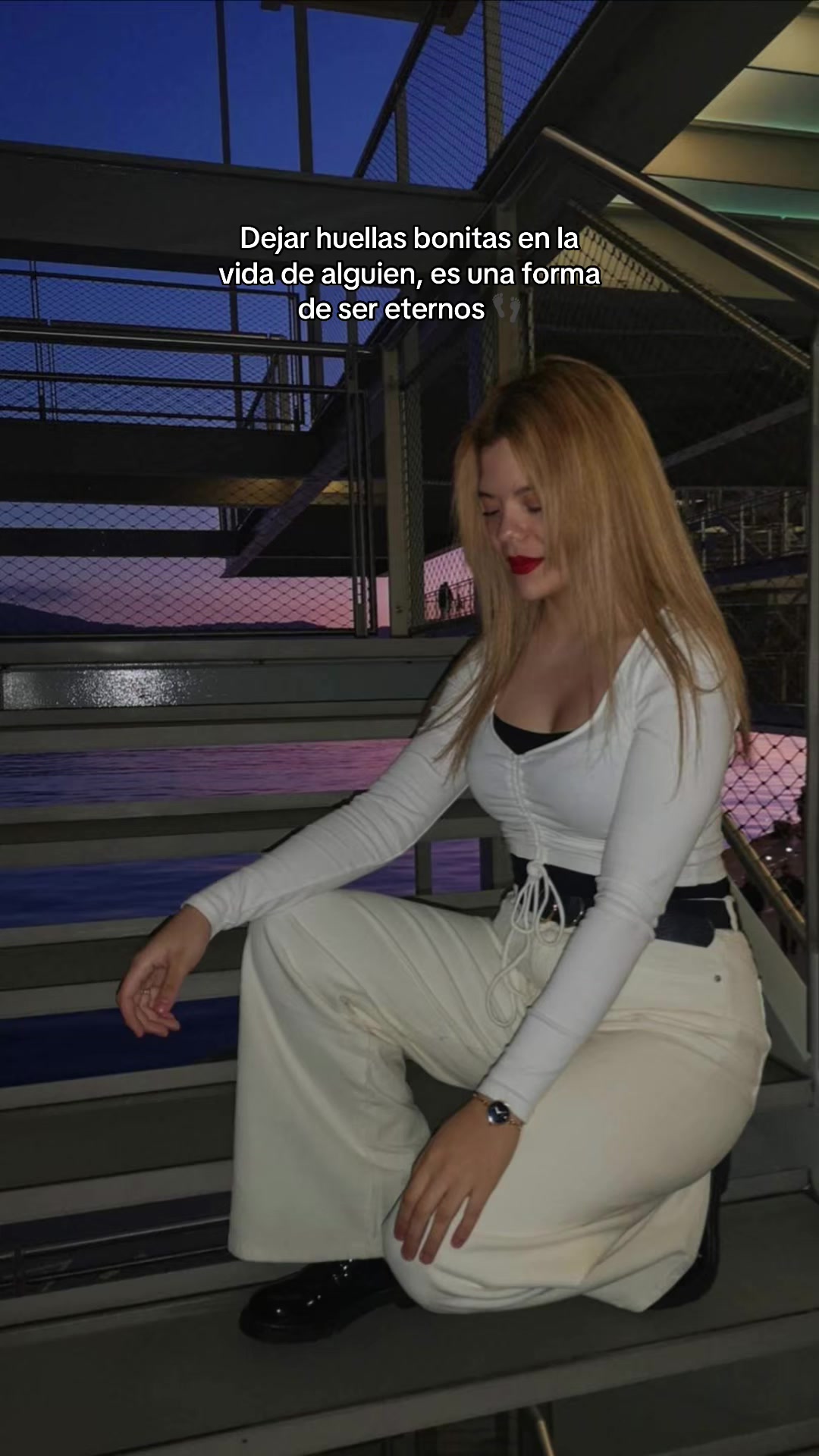 @𝘒𝘢𝘳𝘰𝘭𝘴𝘪𝘵𝘢 🧛🏻&zwj;♀️