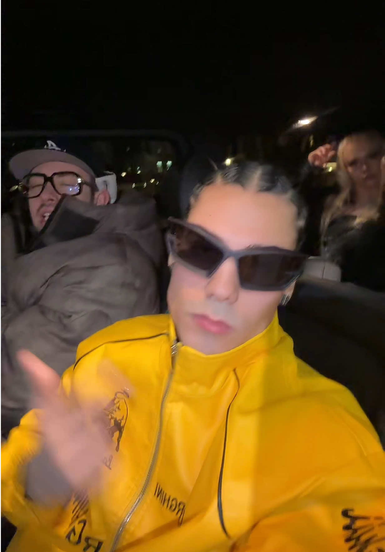 @M//O