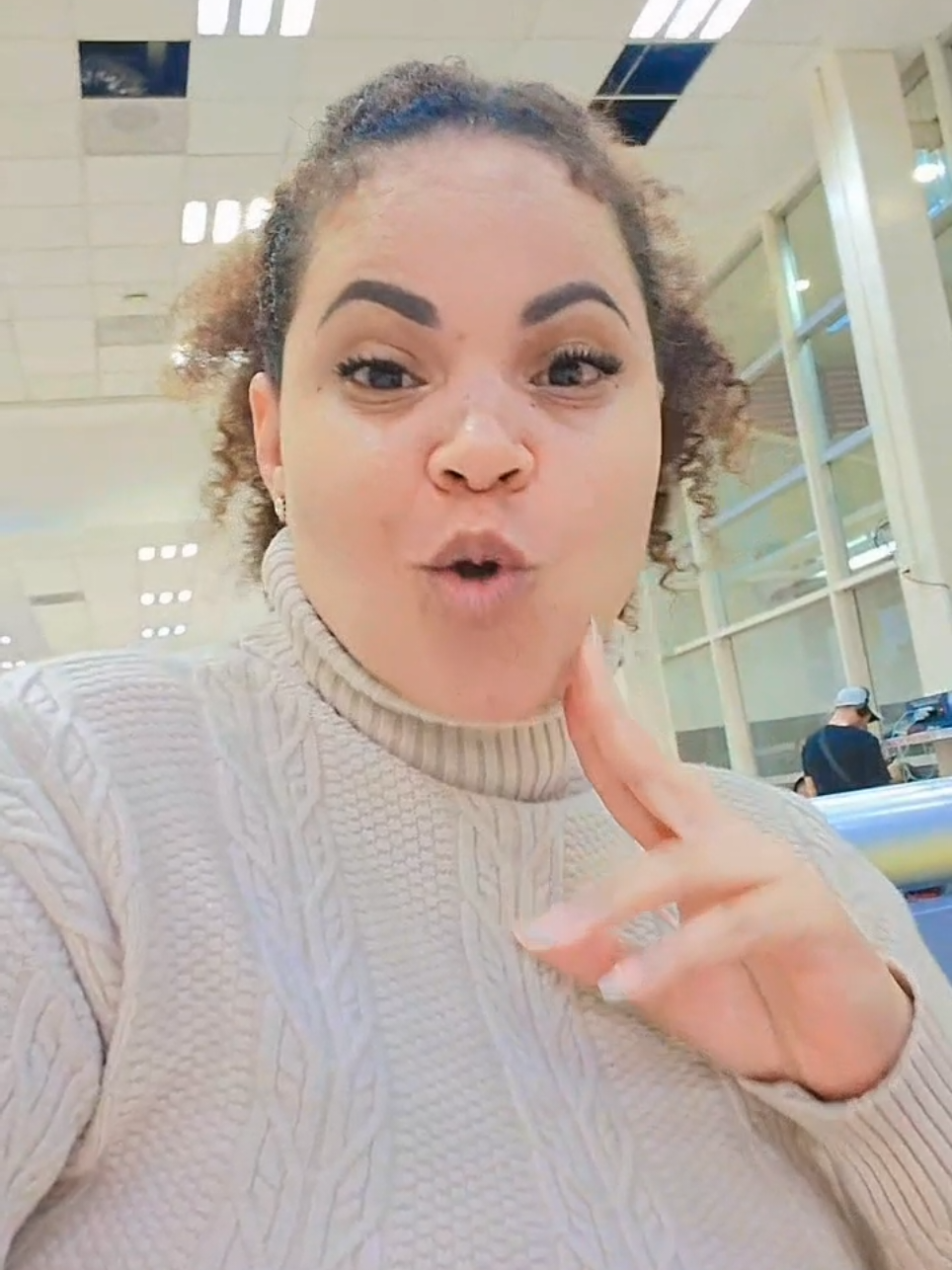 @Ferreira Beauty Vlogs