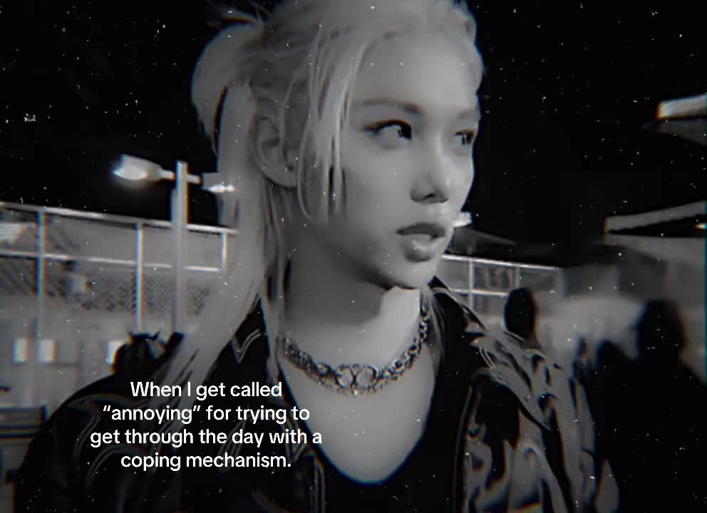 @๊จ