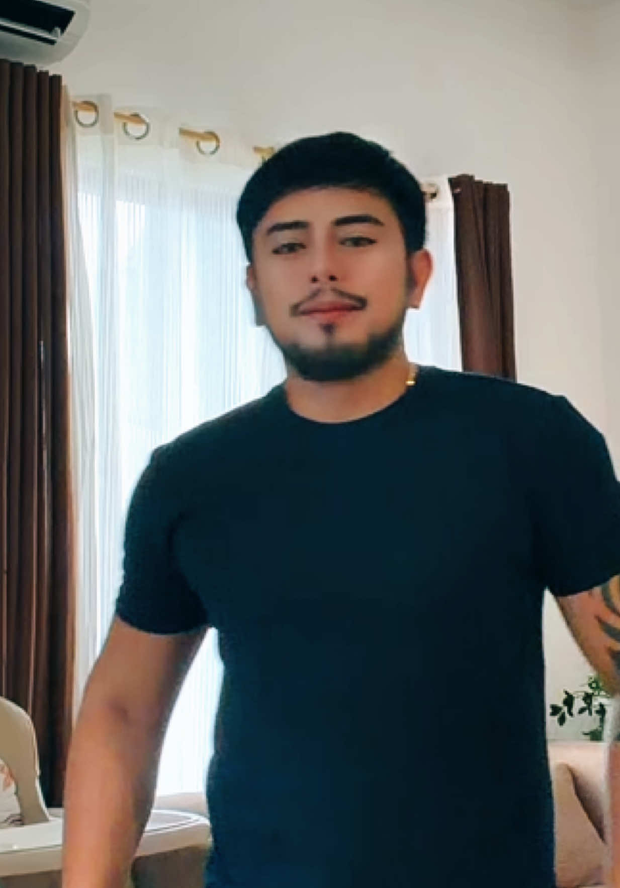 @Reyo