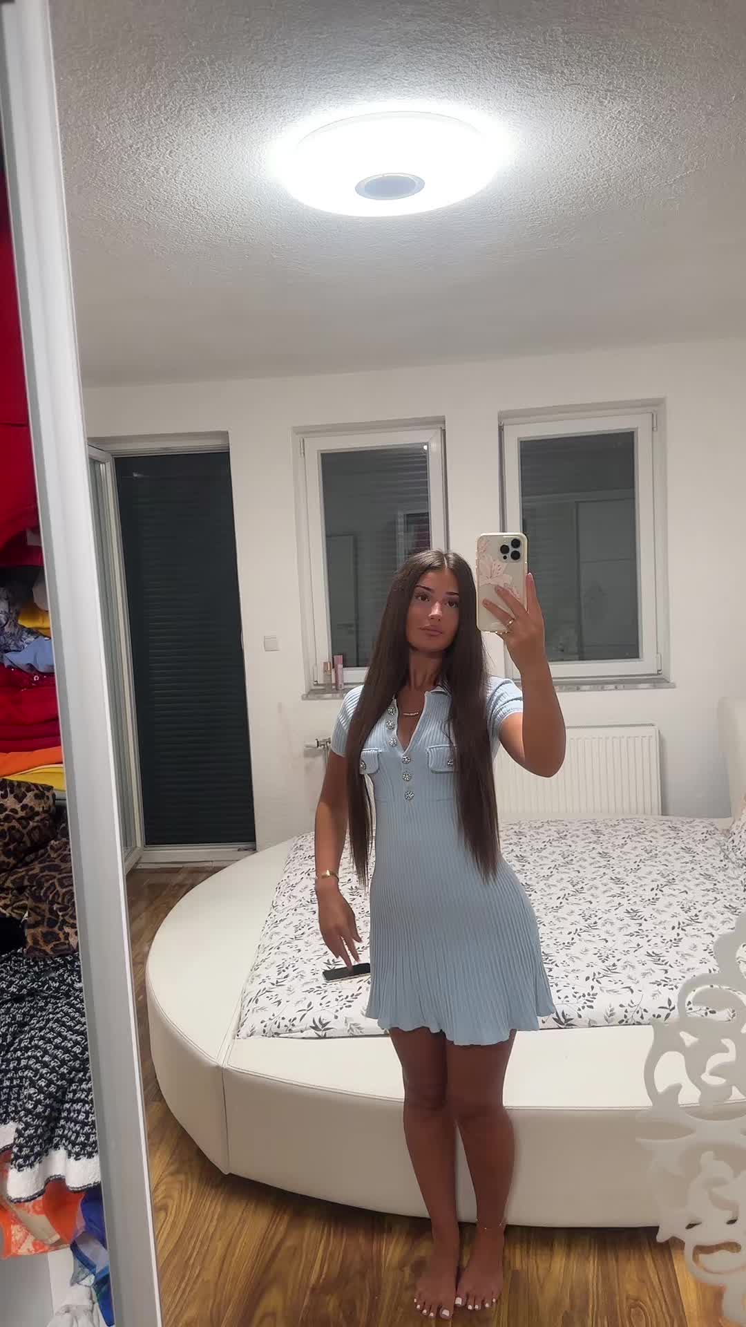 @Elissa
