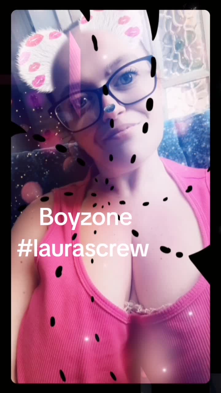 @🐝lauraivinson3