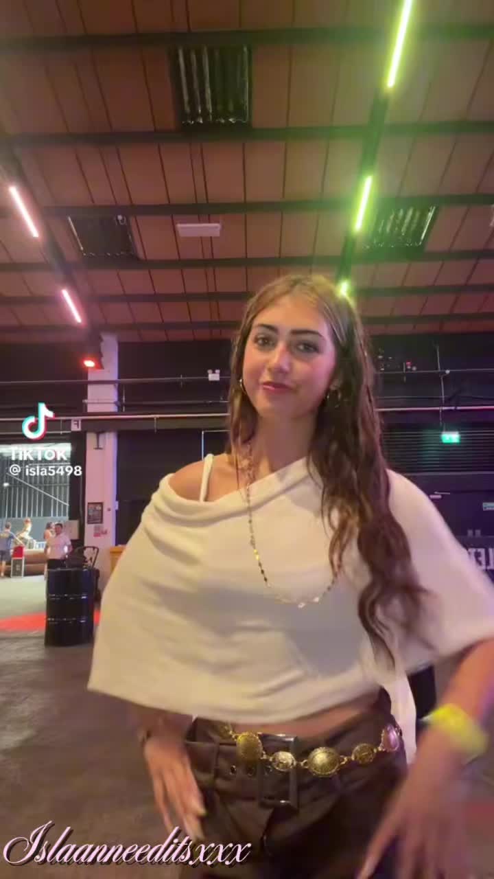 @islaanneeditsxxx