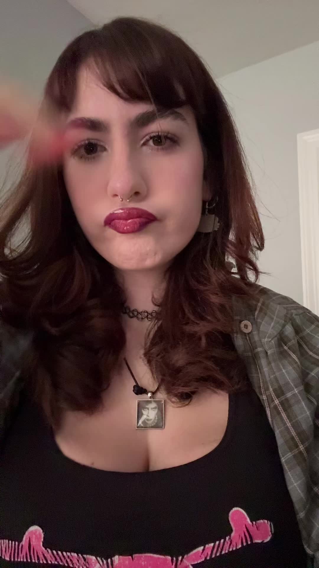 @randomcoolgirlonline