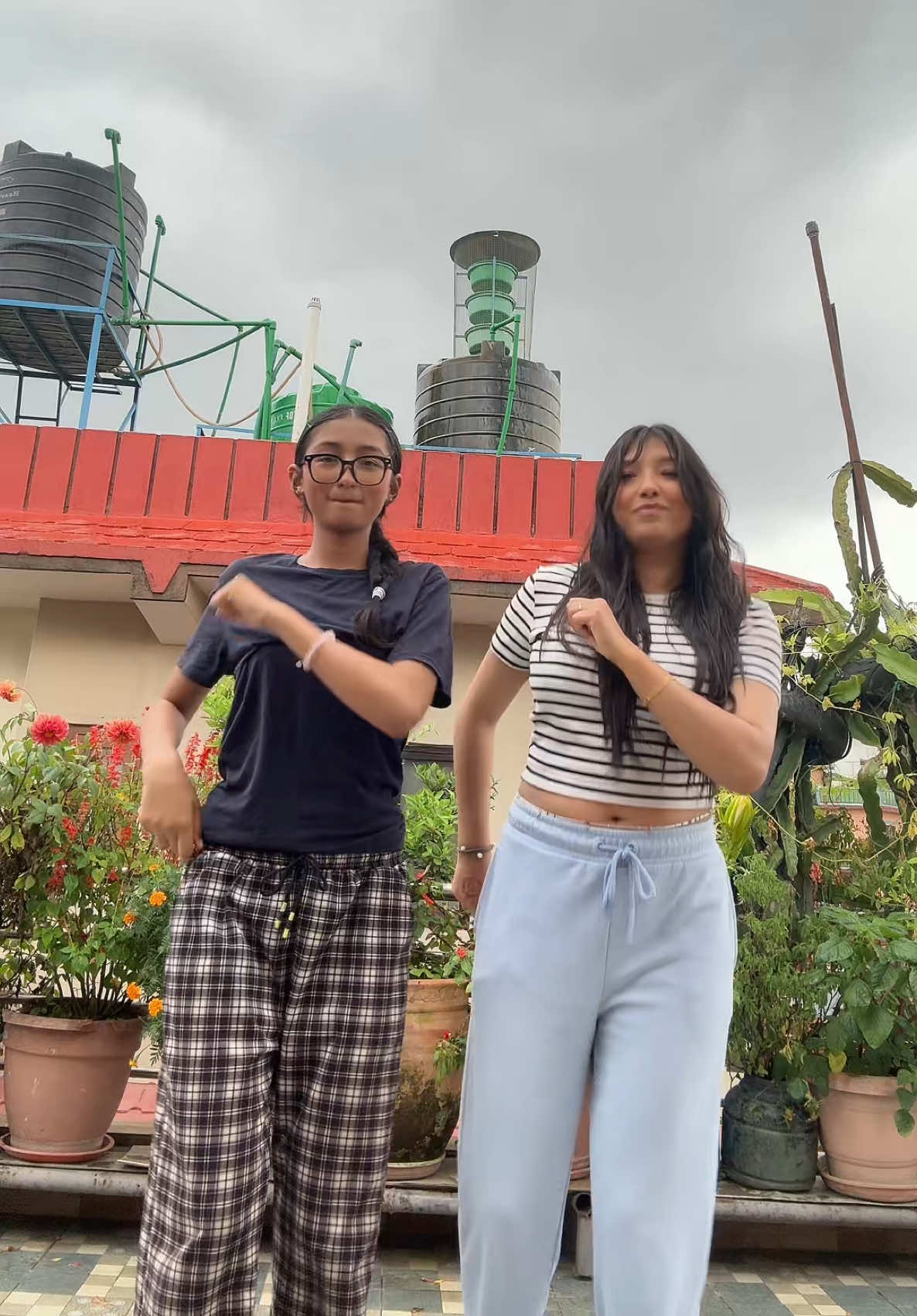 @ใฟใฉ๐ซ