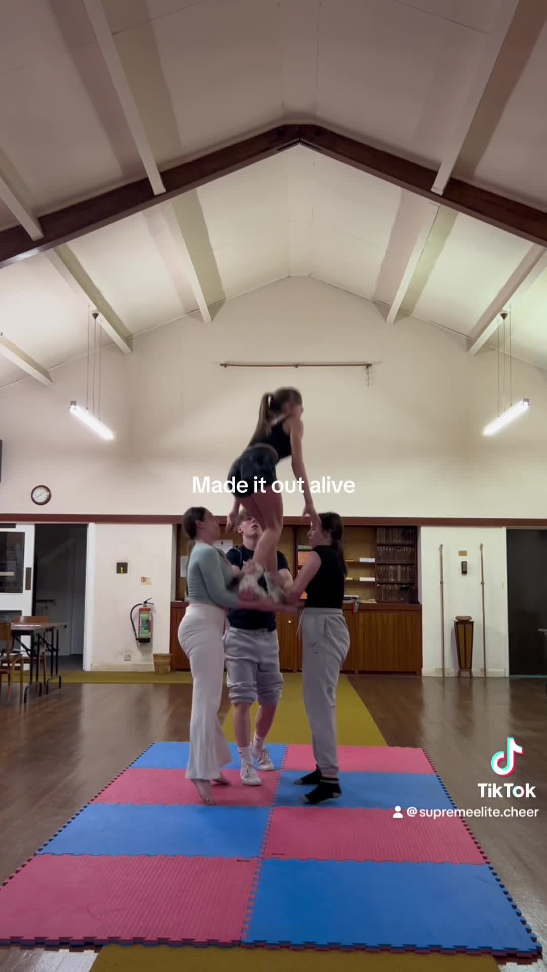 @SupremeElite.cheer