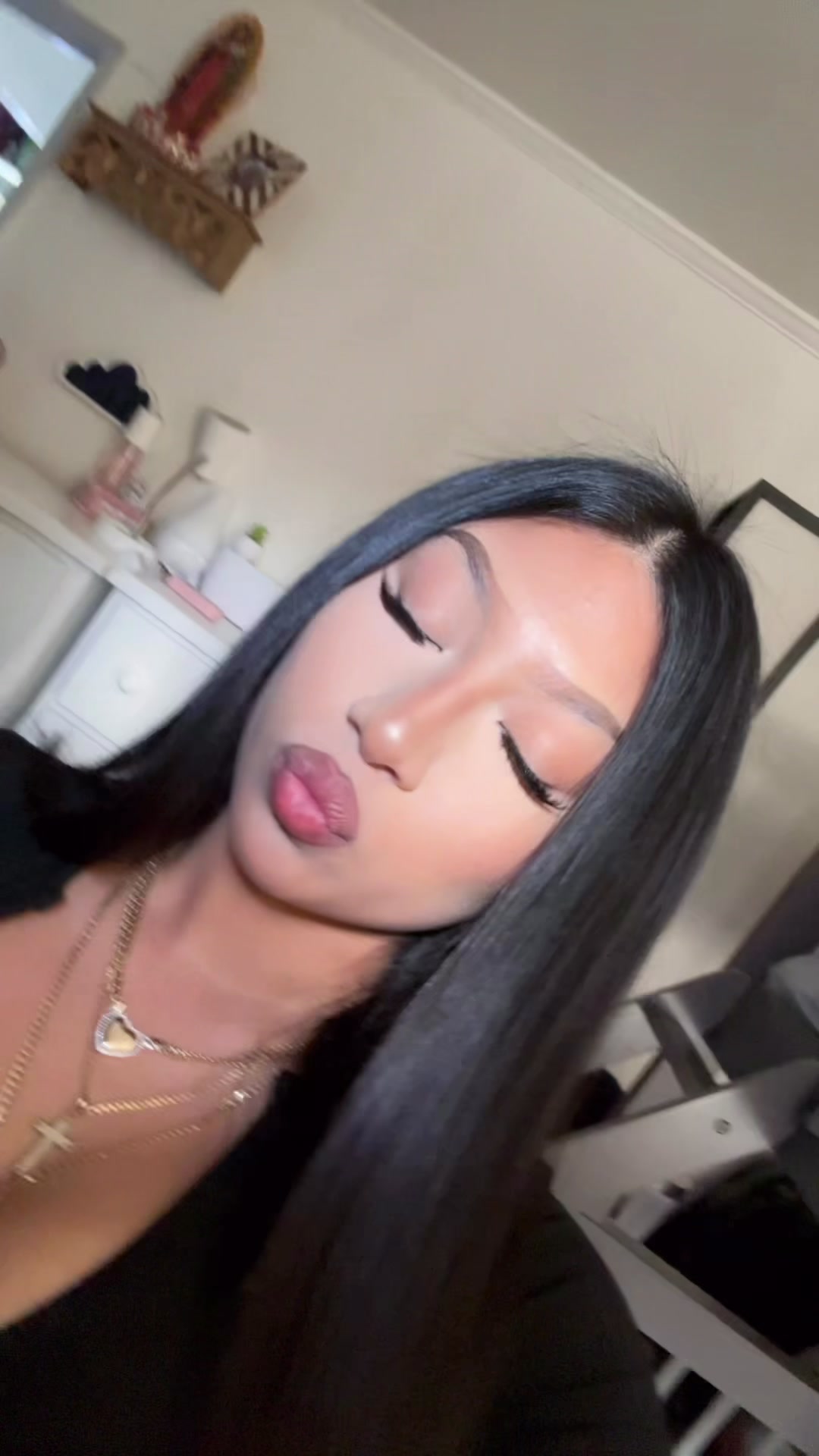@️