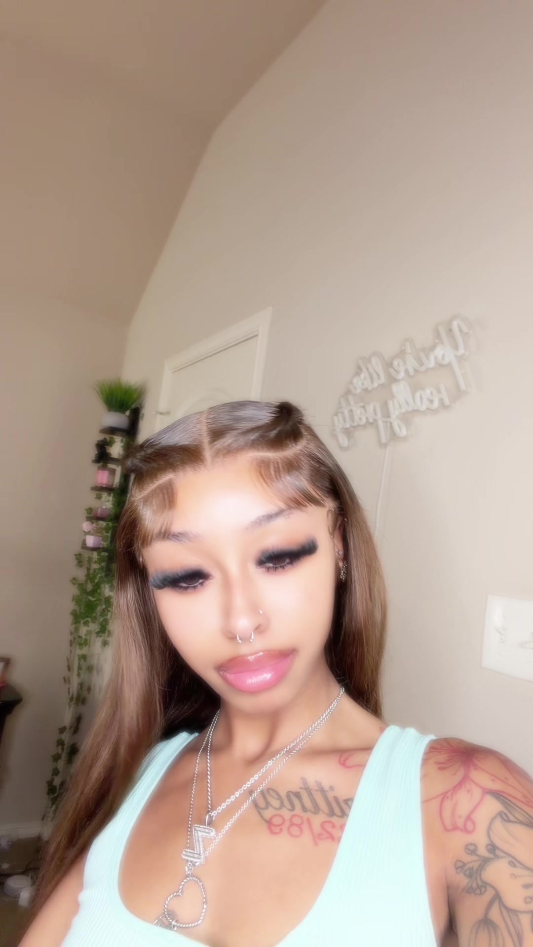 @niyahmfsanaye