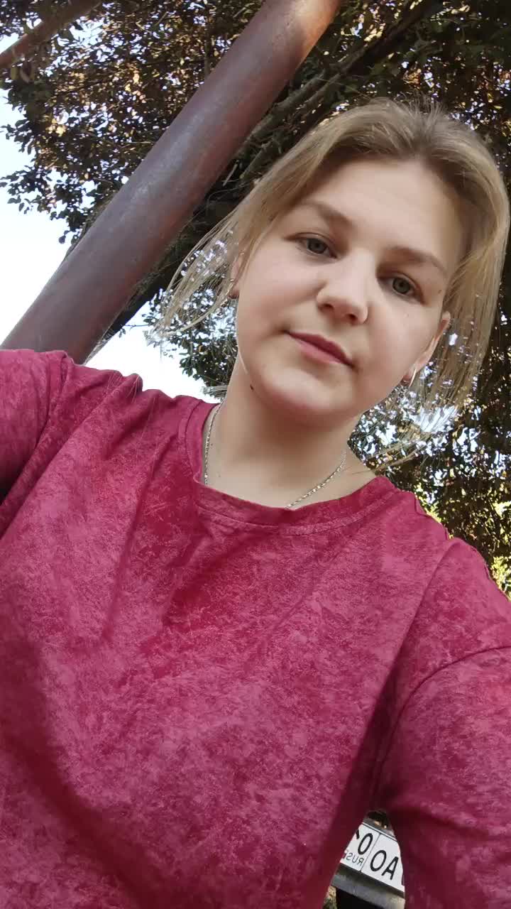 @👑Anna