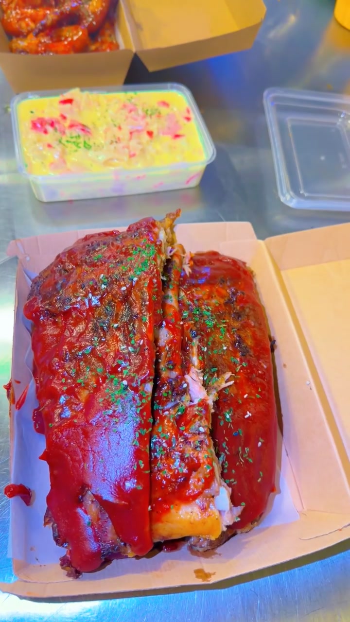@BURGER & RIB GUY