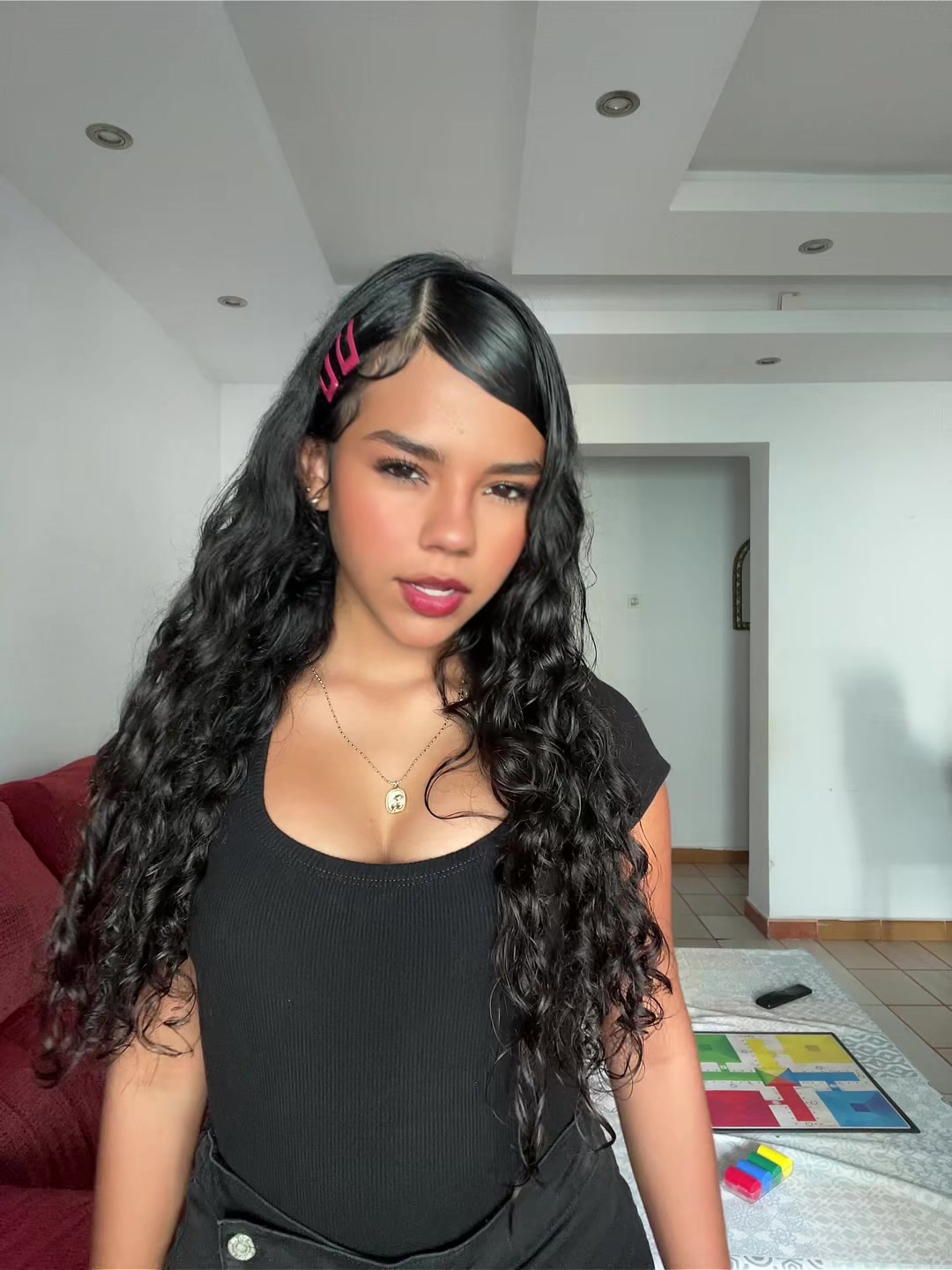 @👩🏽&zwj;🦱