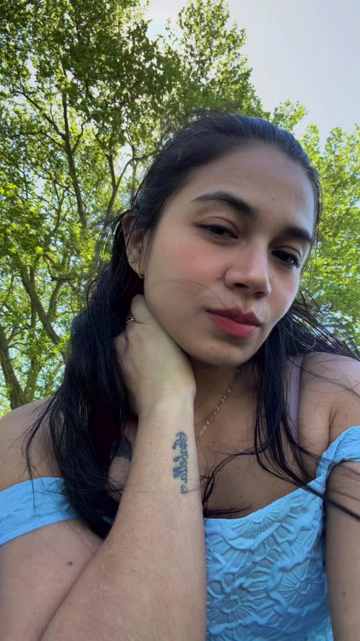 @Alejita25
