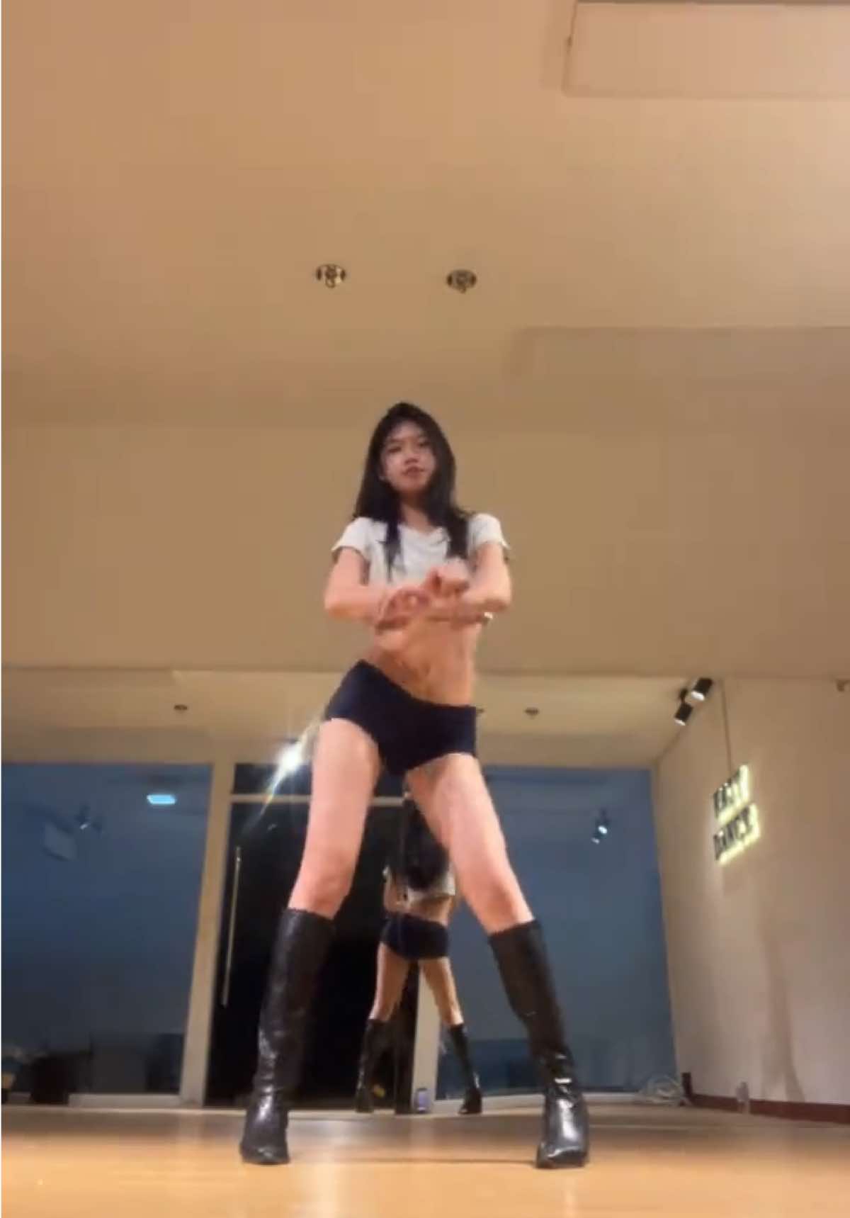 @3