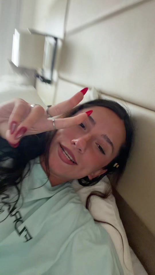 @Ailennn