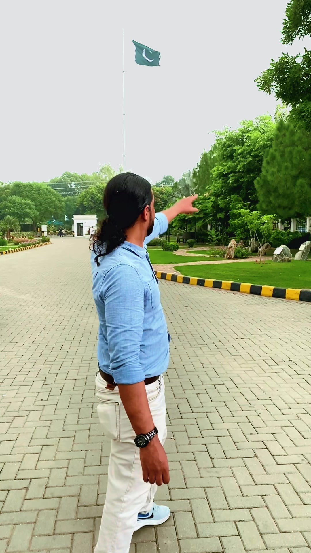@99 Pakistan