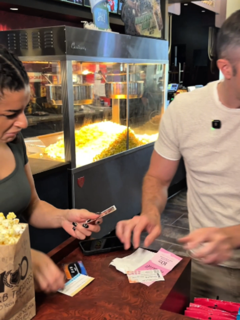 @B&B Theatres