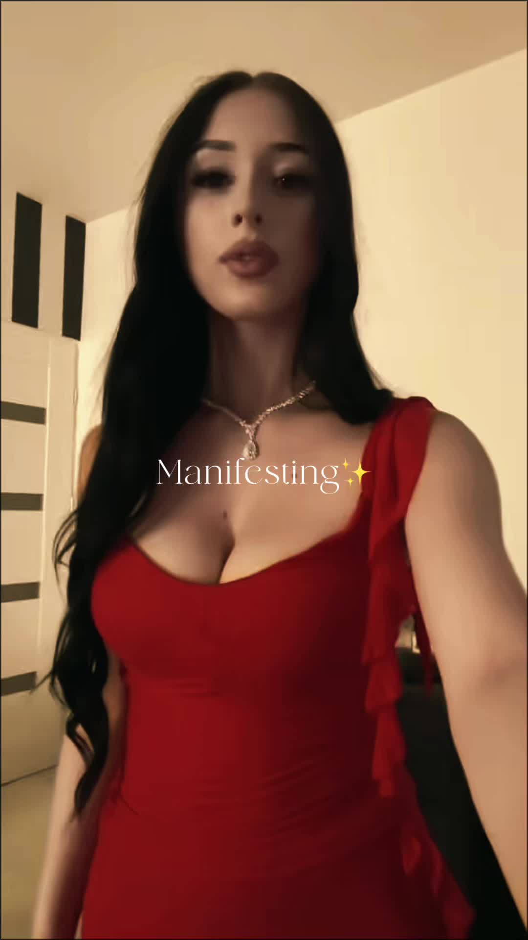 @𝐄𝐦𝐢𝐥𝐲🇫🇷🇵🇱