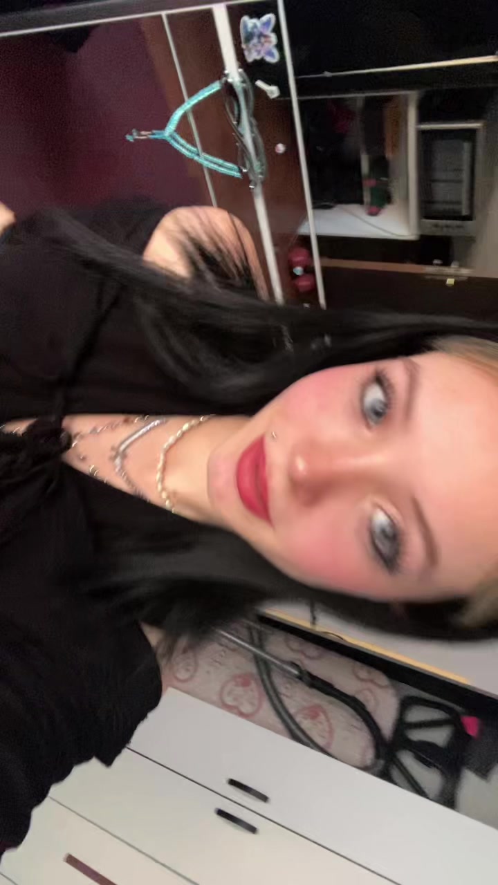 @_.adenn3