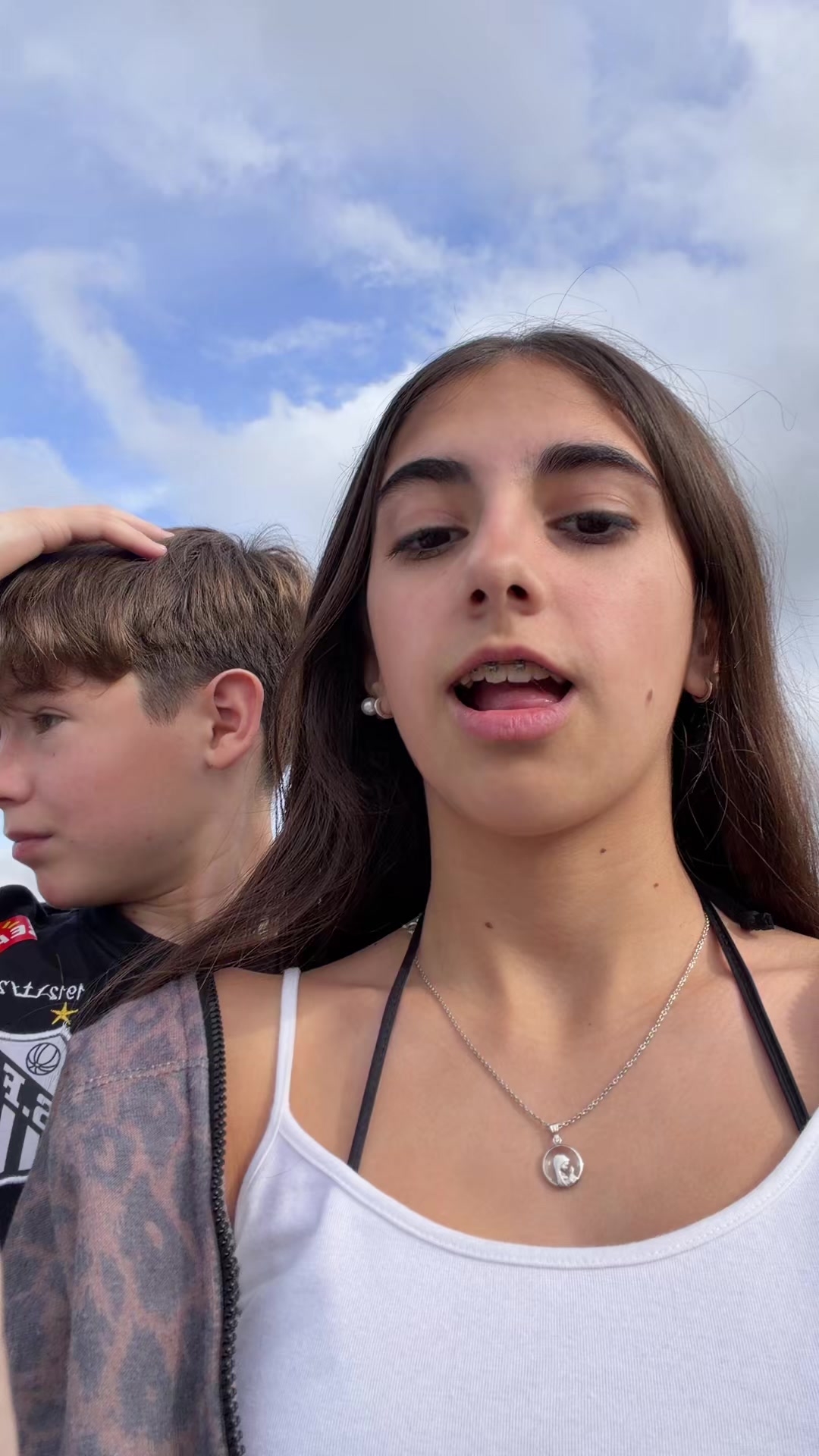 @vichinii.