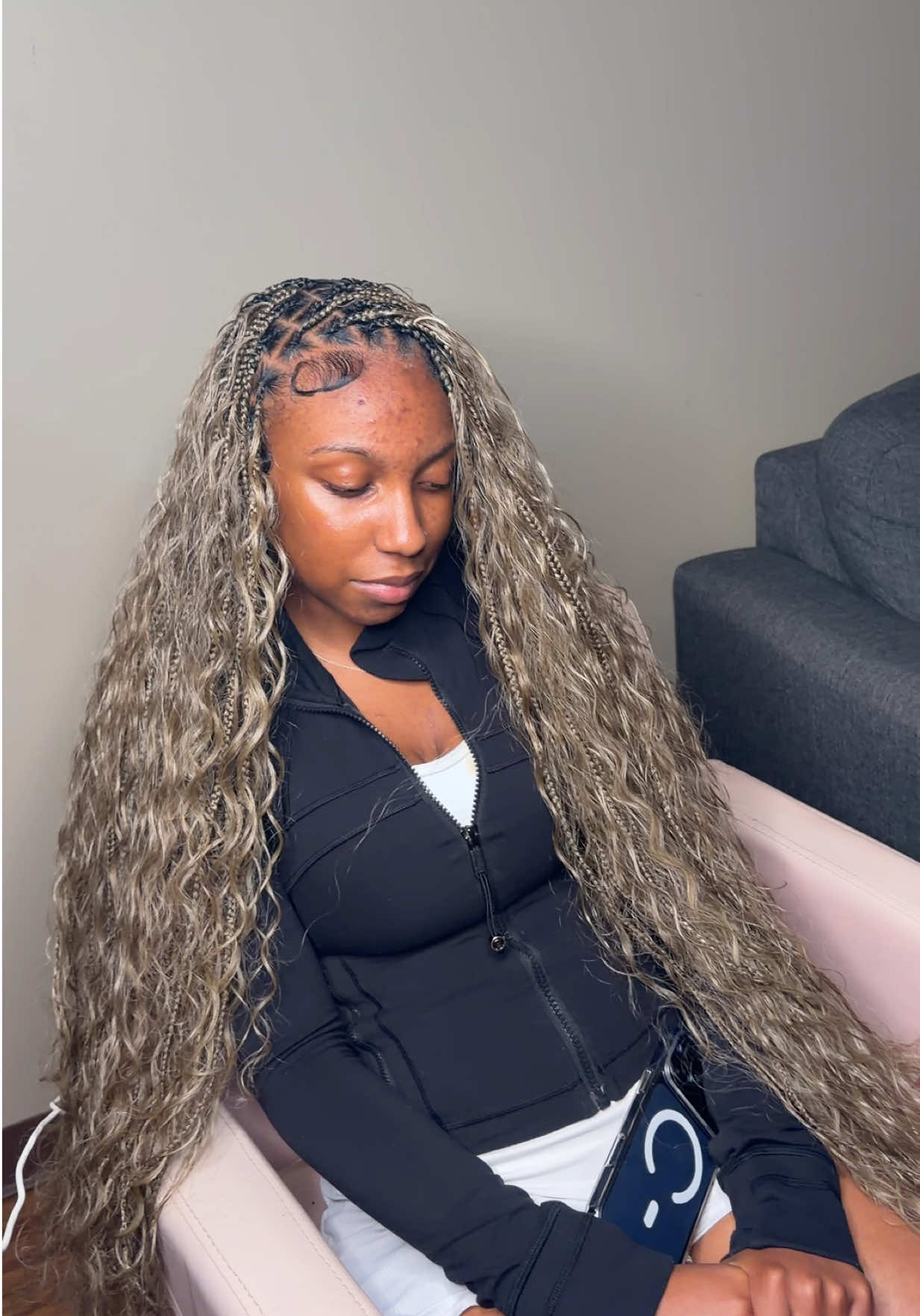 @Servicedbyjojo